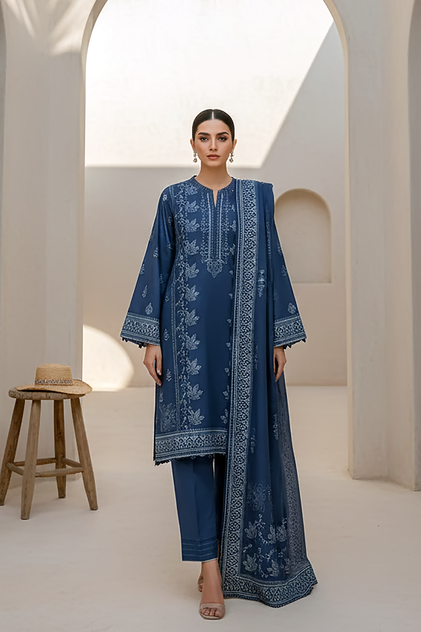 03 Piece Unstitched Pashmina Printed - Design 24