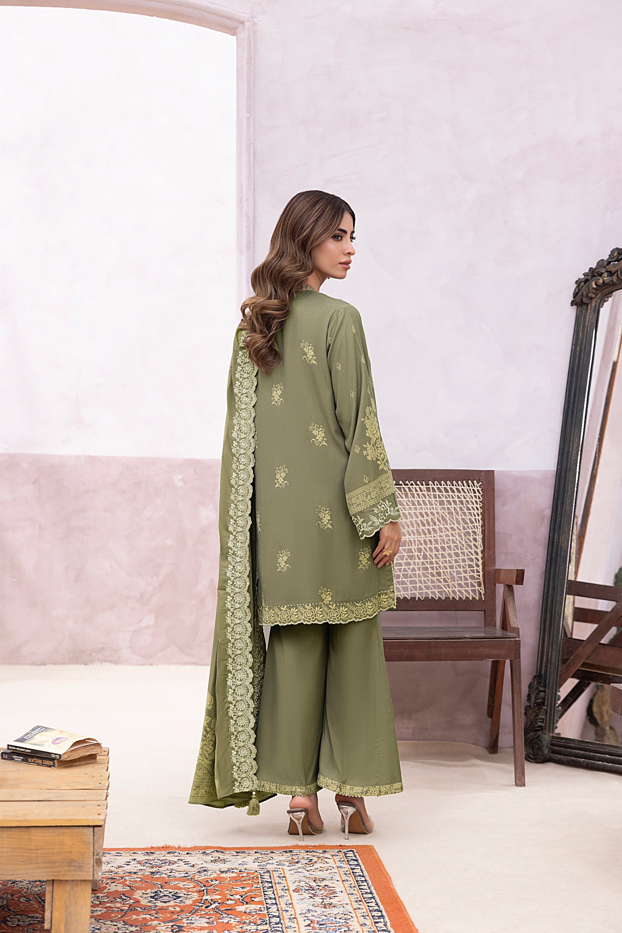 03 Piece Stitched Printed Embroidered Cashmi Wool