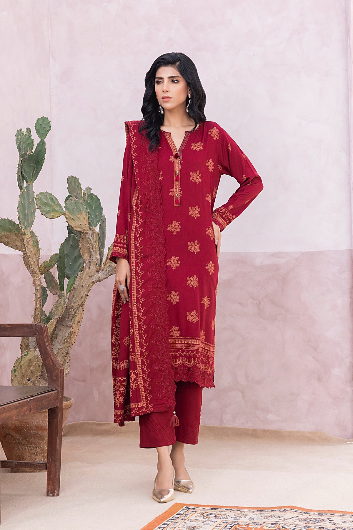 03 Piece Stitched Printed Embroidered Cashmi Wool