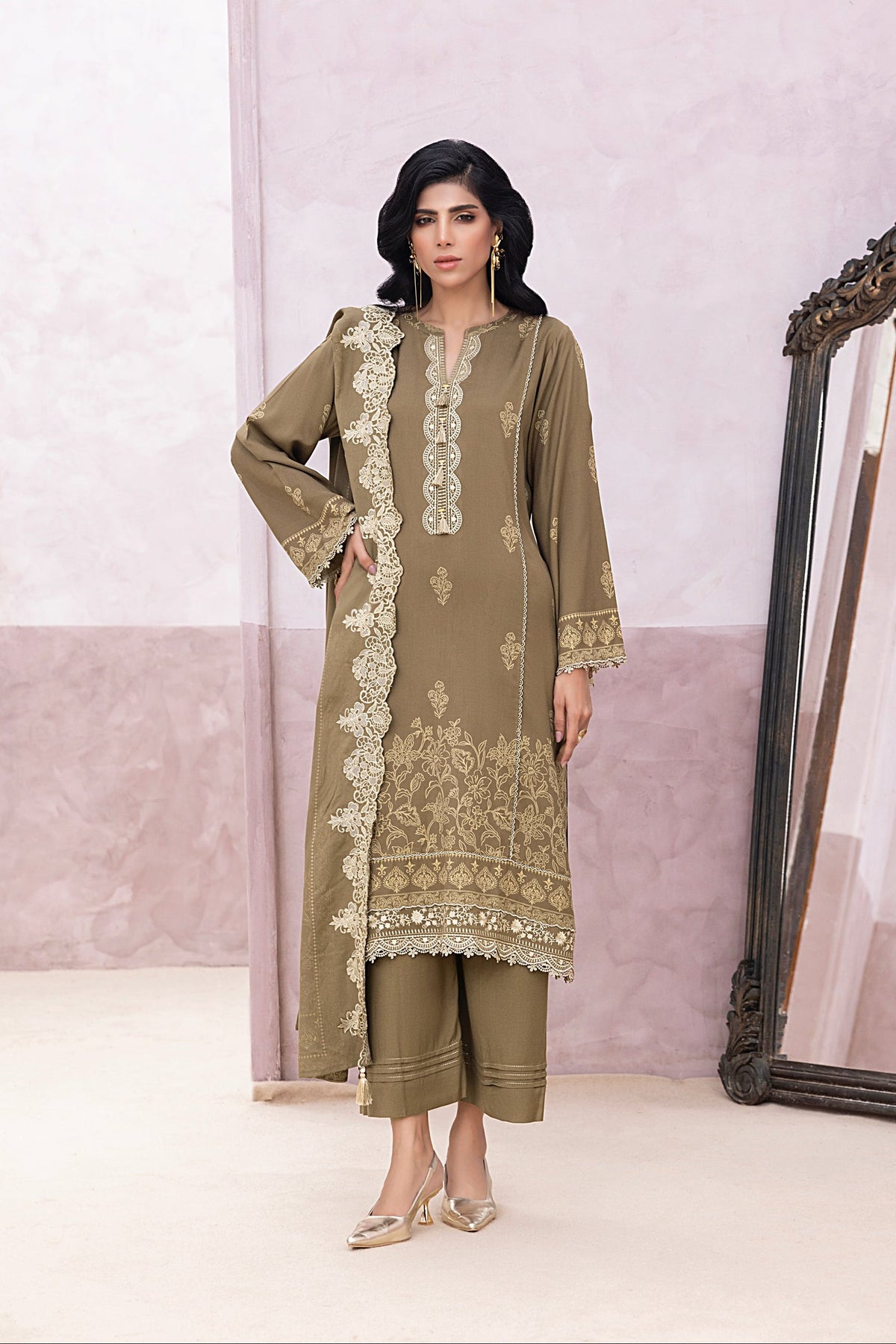 03 Piece Stitched Printed Embroidered Cashmi Wool