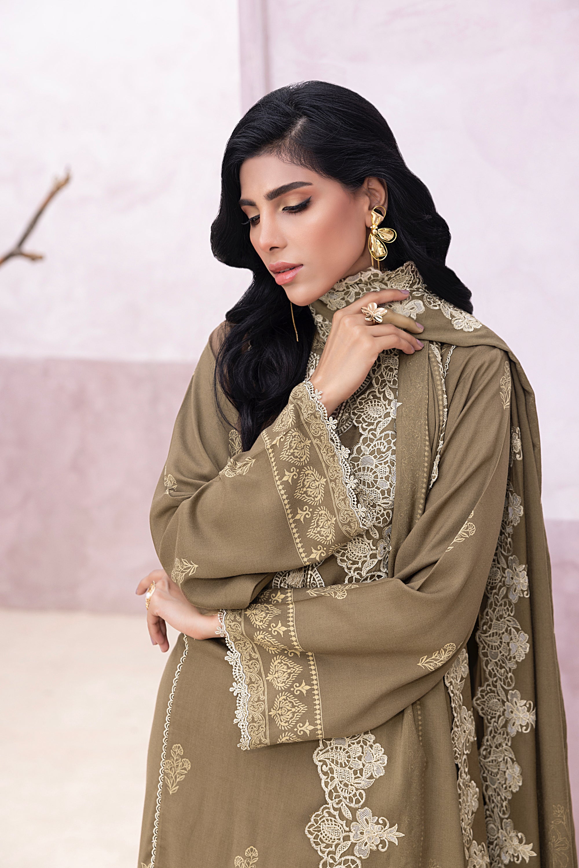 03 Piece Stitched Printed Embroidered Cashmi Wool