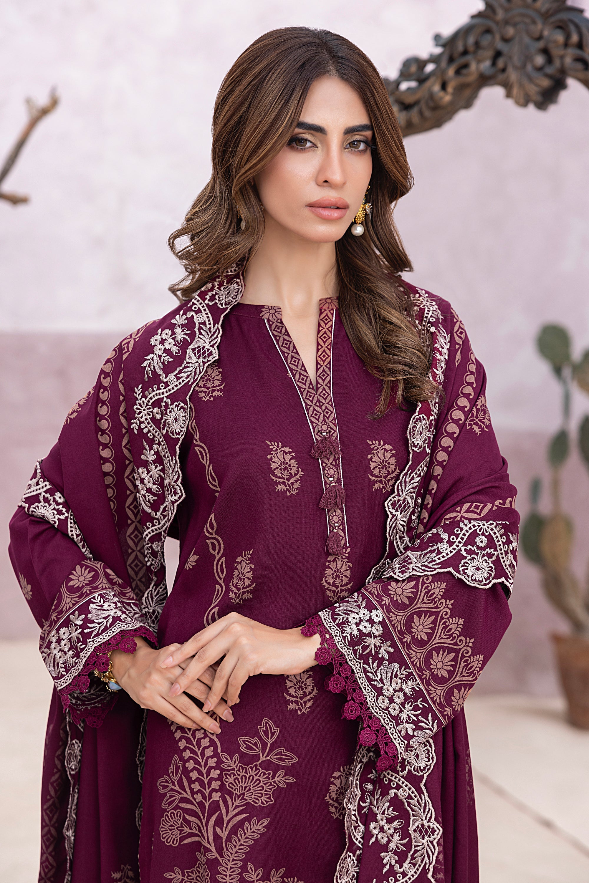 03 Piece Stitched Printed Embroidered Cashmi Wool