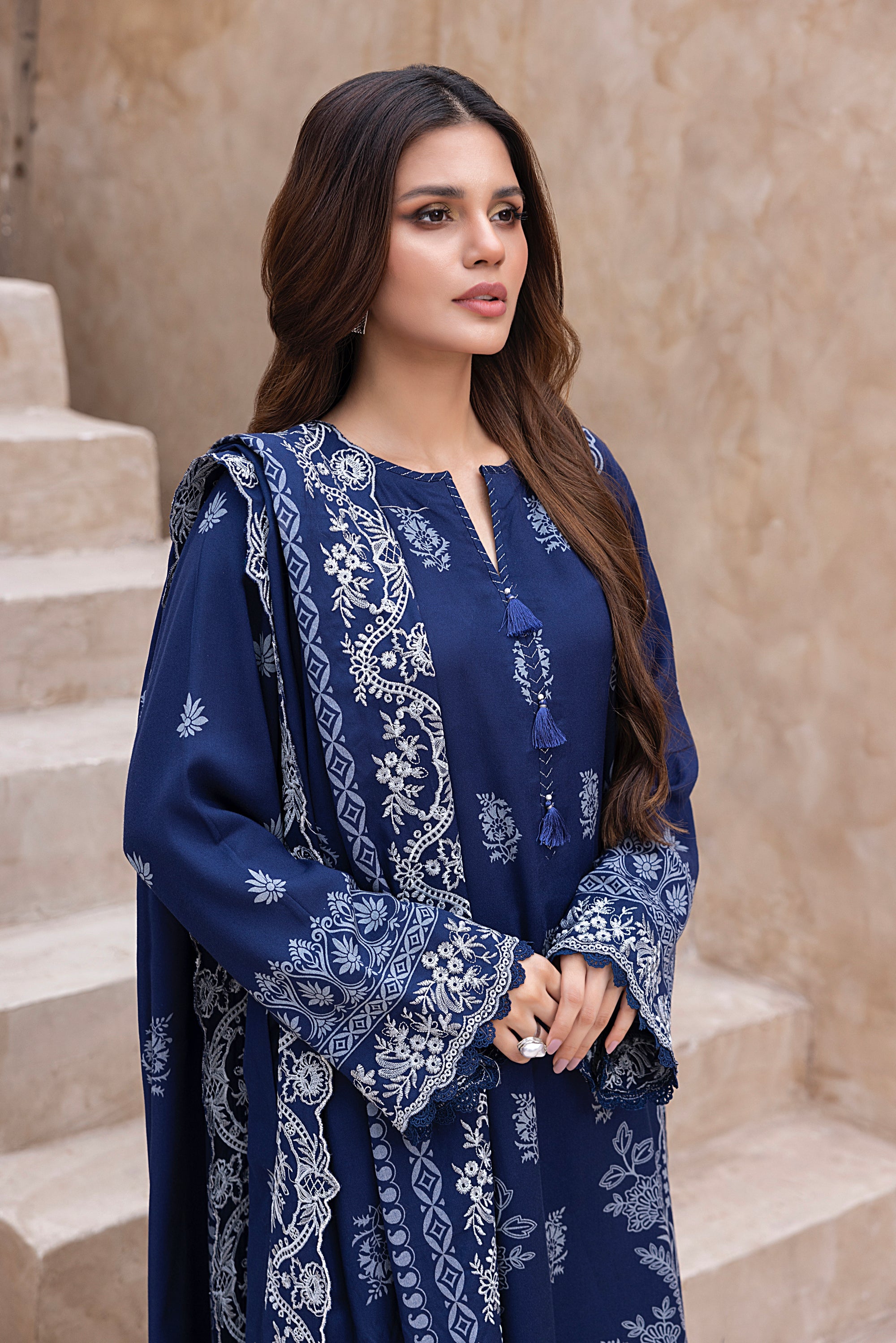 03 Piece Stitched Printed Embroidered Cashmi Wool