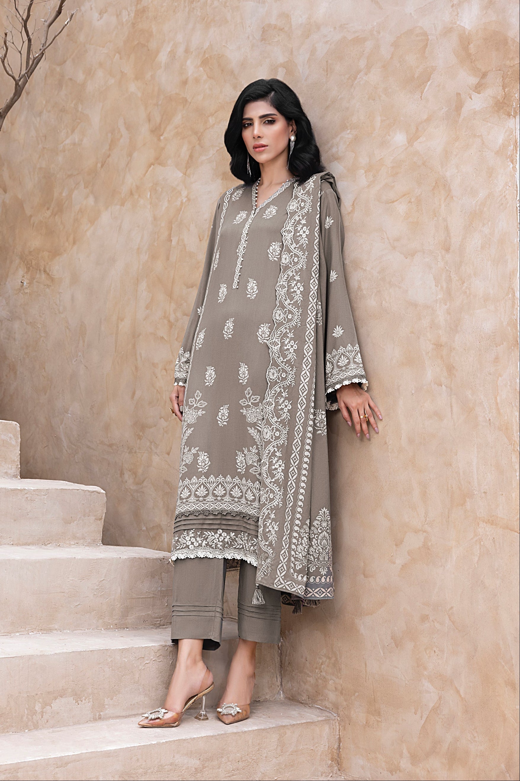 03 Piece Stitched Printed Embroidered Cashmi Wool