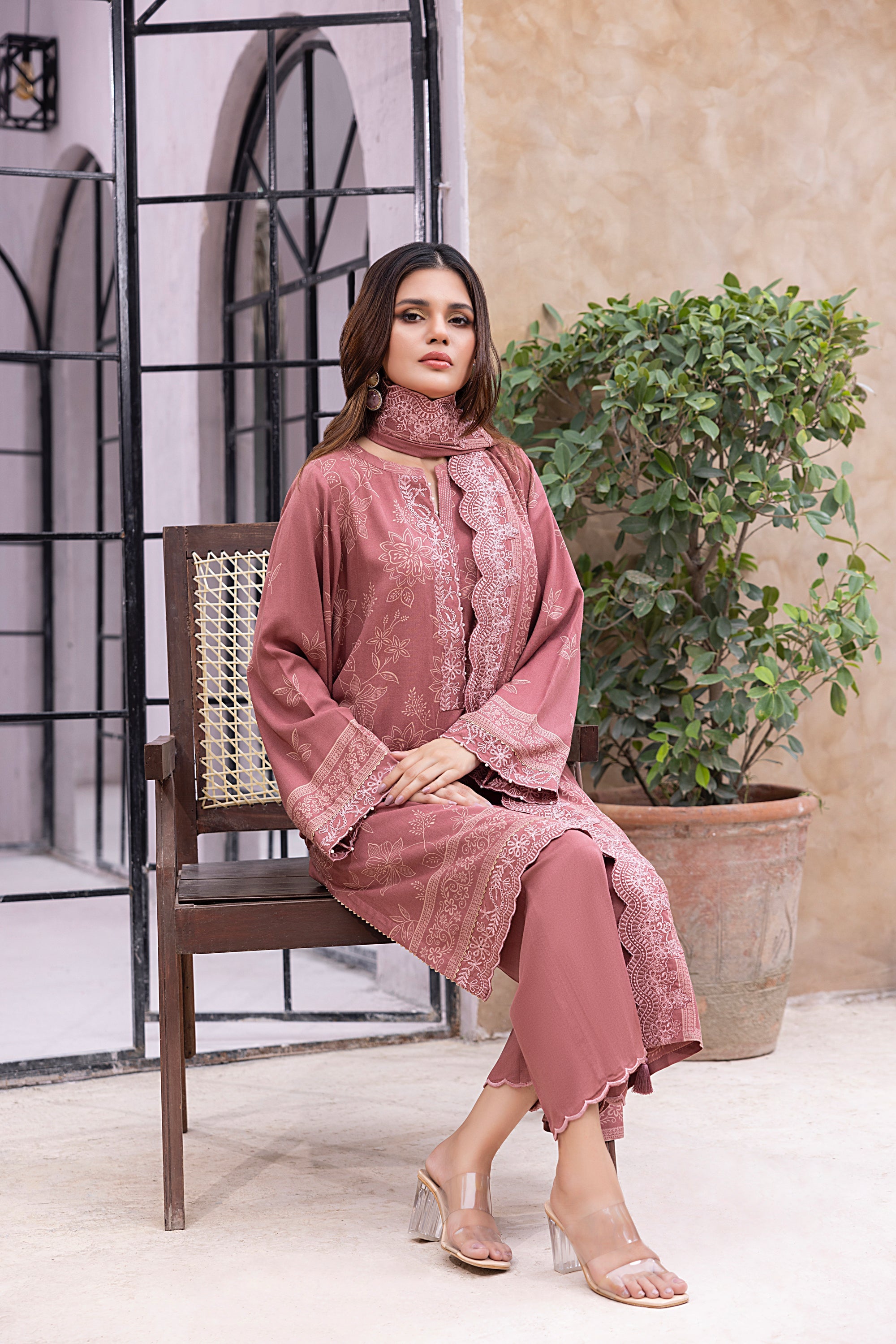 03 Piece Stitched Printed Embroidered Cashmi Wool