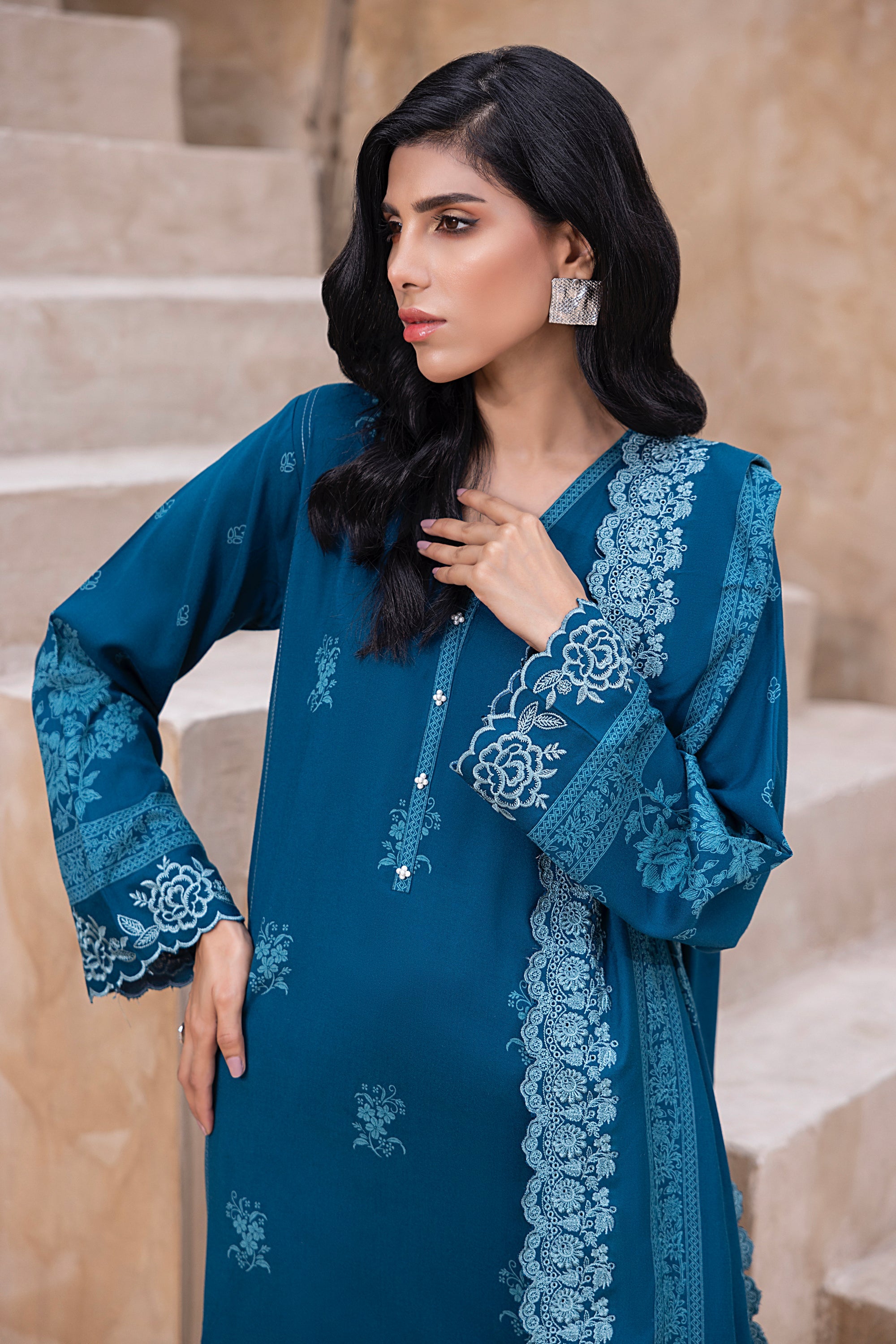 03 Piece Stitched Printed Embroidered Cashmi Wool
