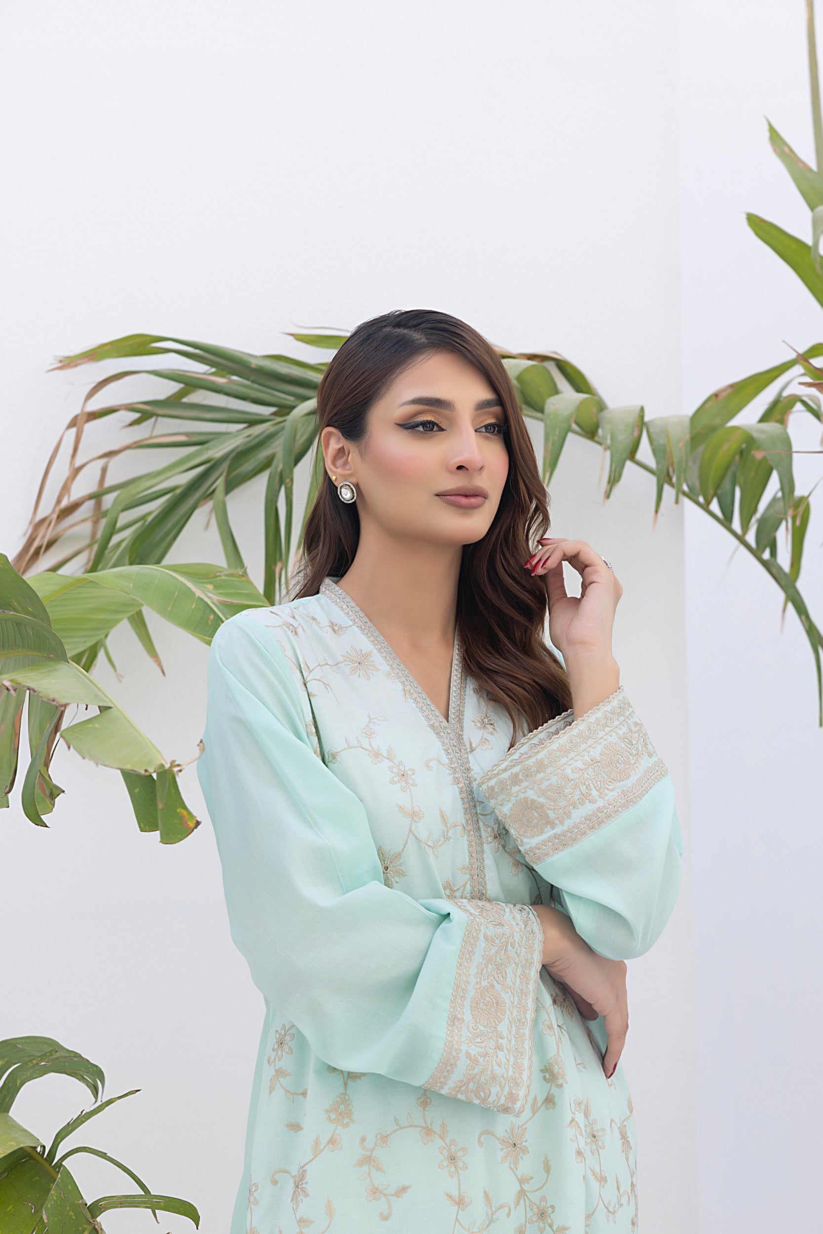 02 Piece Unstitched Embroidered Lawn Shirt & Trouser - View 4 - Lakhany
