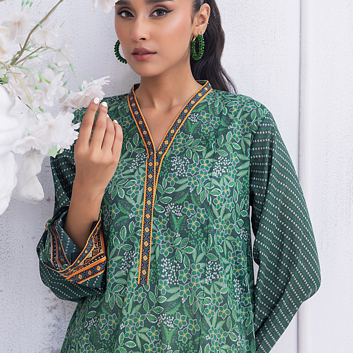01 Piece Unstitched Printed Lawn Shirt - Lakhany