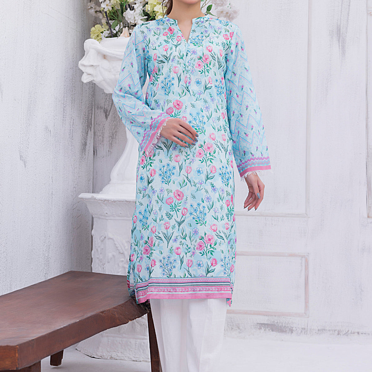 01 Piece Unstitched Printed Lawn Shirt - Lakhany