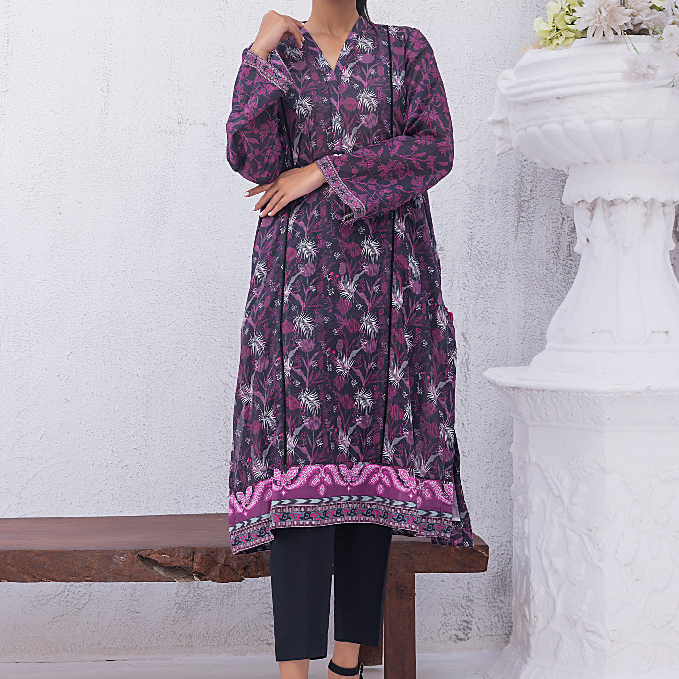01 Piece Unstitched Printed Lawn Shirt - Lakhany