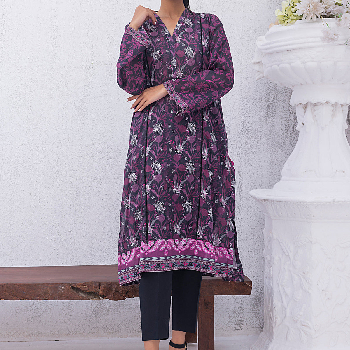 01 Piece Unstitched Printed Lawn Shirt - Lakhany