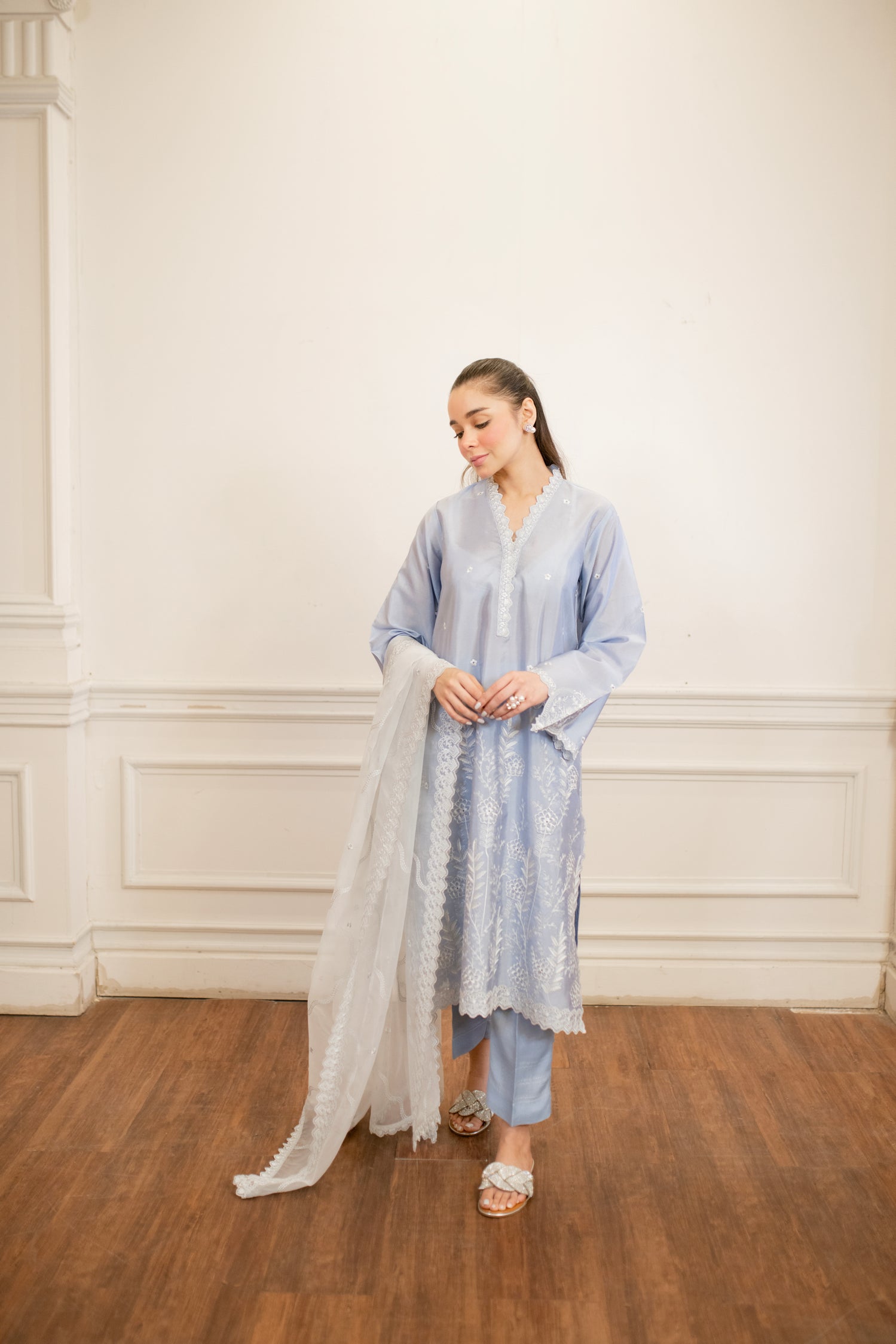 03 Piece Ready To Wear Embroidered Pret