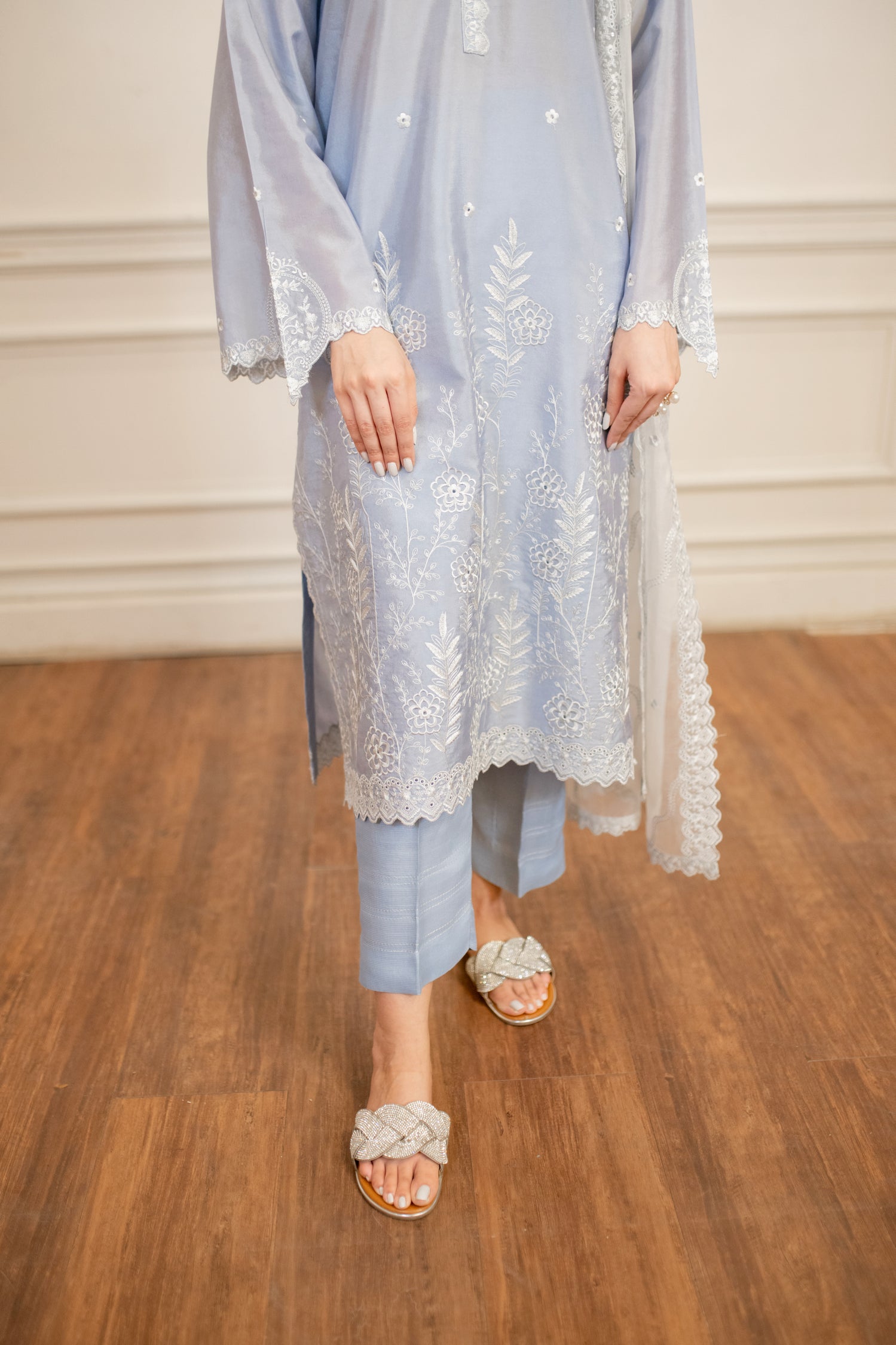 03 Piece Ready To Wear Embroidered Pret