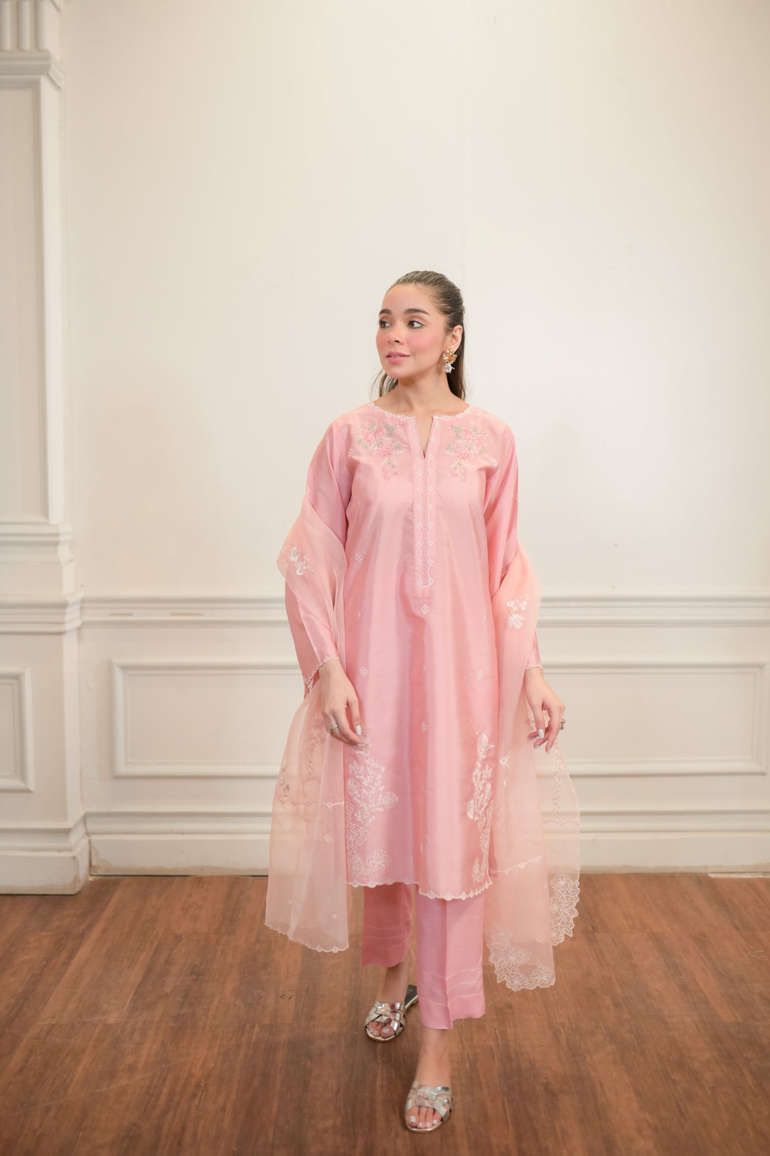 03 Piece Ready To Wear Embroidered Pret