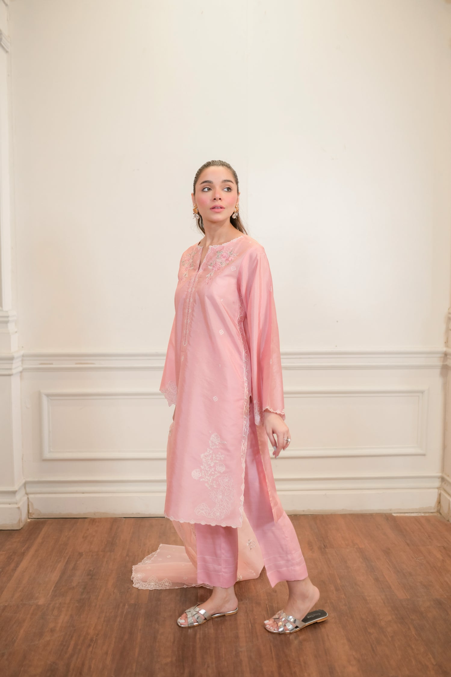 03 Piece Ready To Wear Embroidered Pret