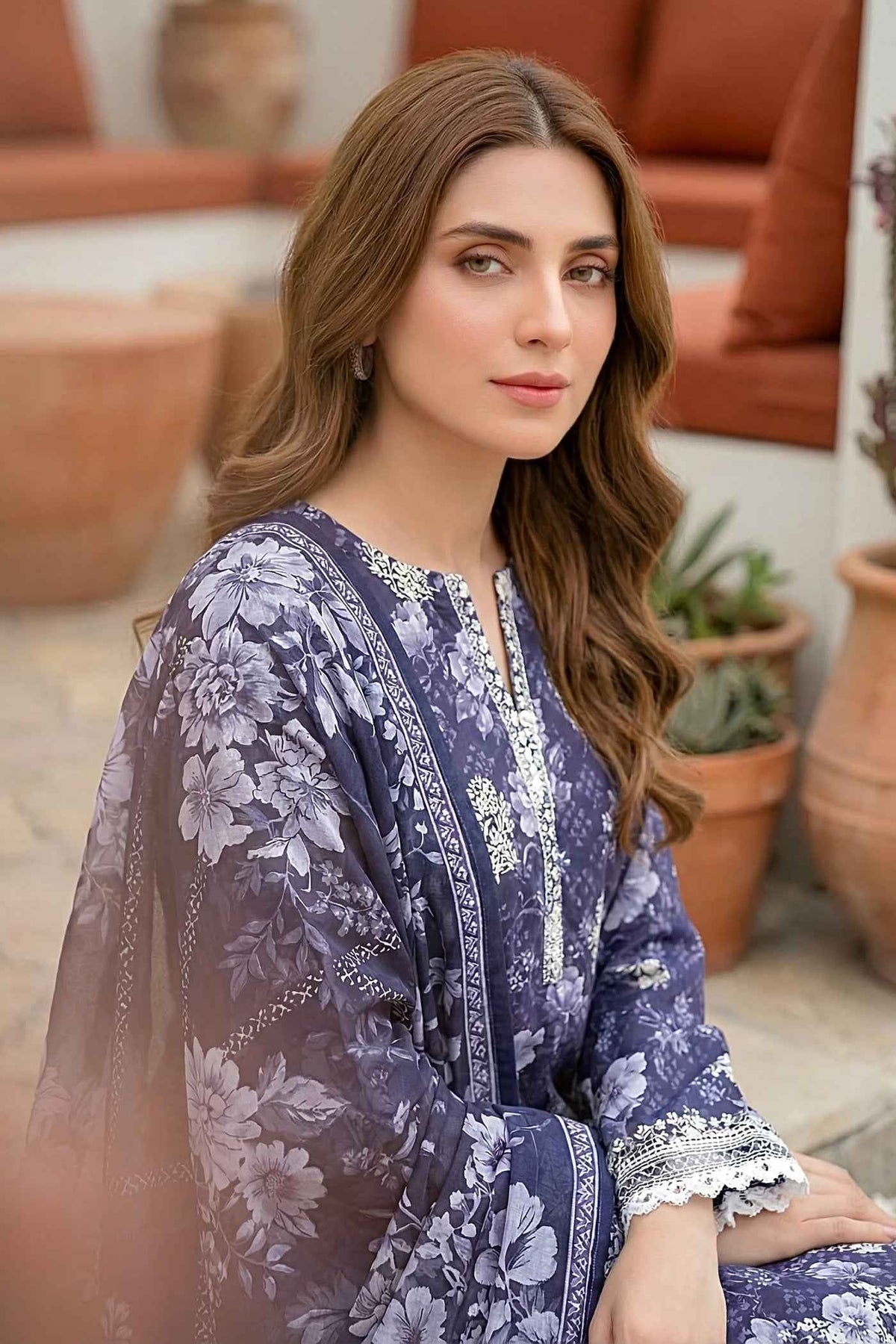https://lakhanyonline.com/cdn/shop/files/IMG_011022.png?crop=center&height=2100&v=1776250422&width=1400