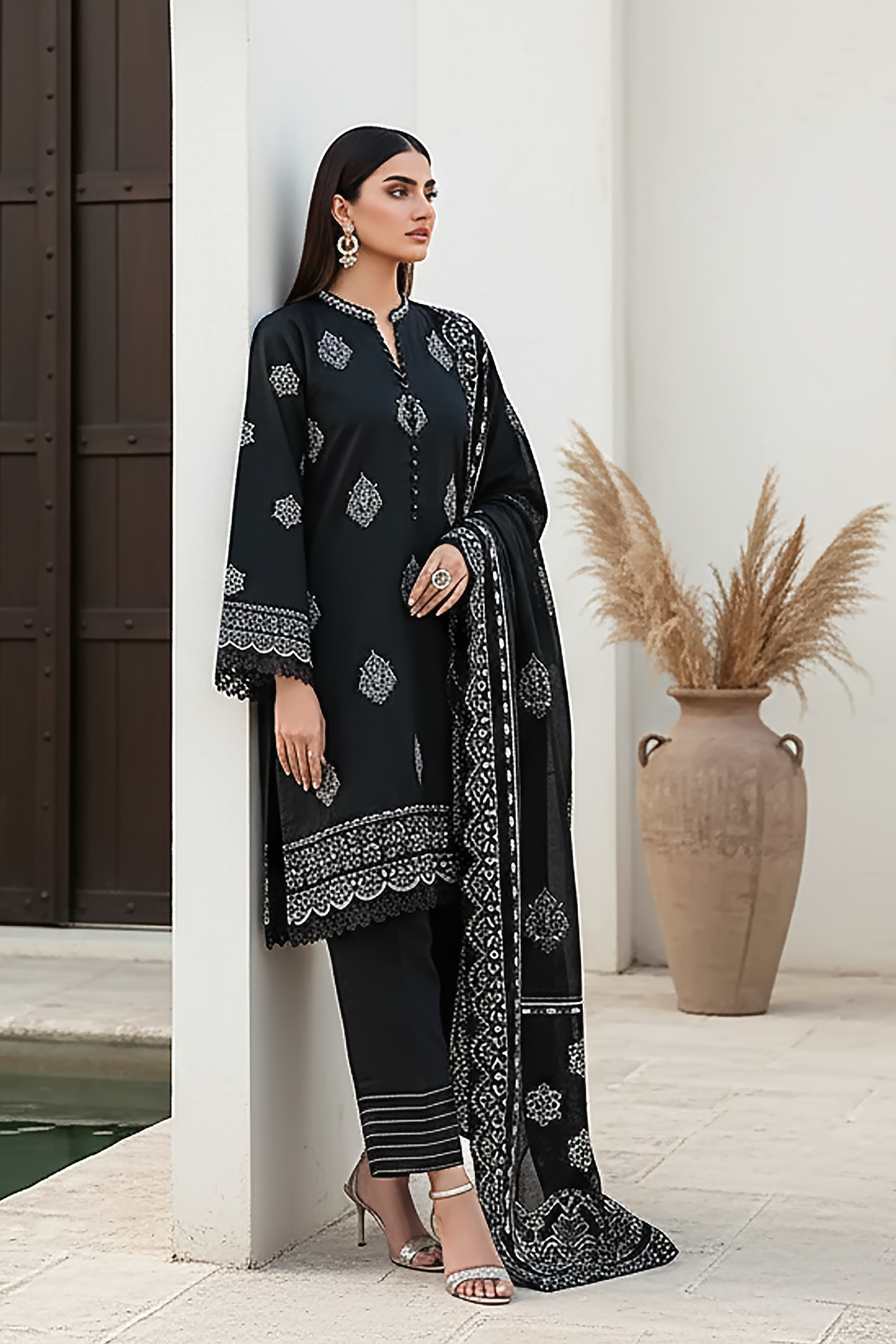 03 Piece Unstitched Pashmina Printed - Design 16