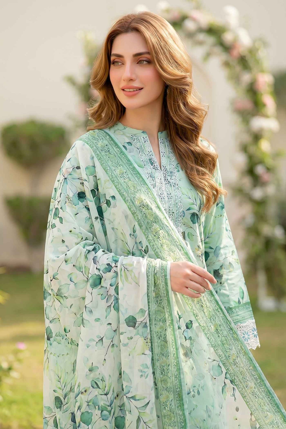 https://lakhanyonline.com/cdn/shop/files/IMG_201139.jpg?crop=center&height=2100&v=1777991625&width=1400