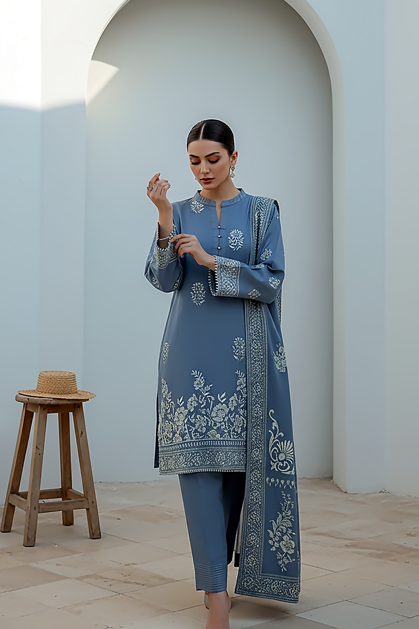 03 Piece Unstitched Pashmina Printed - Design 23