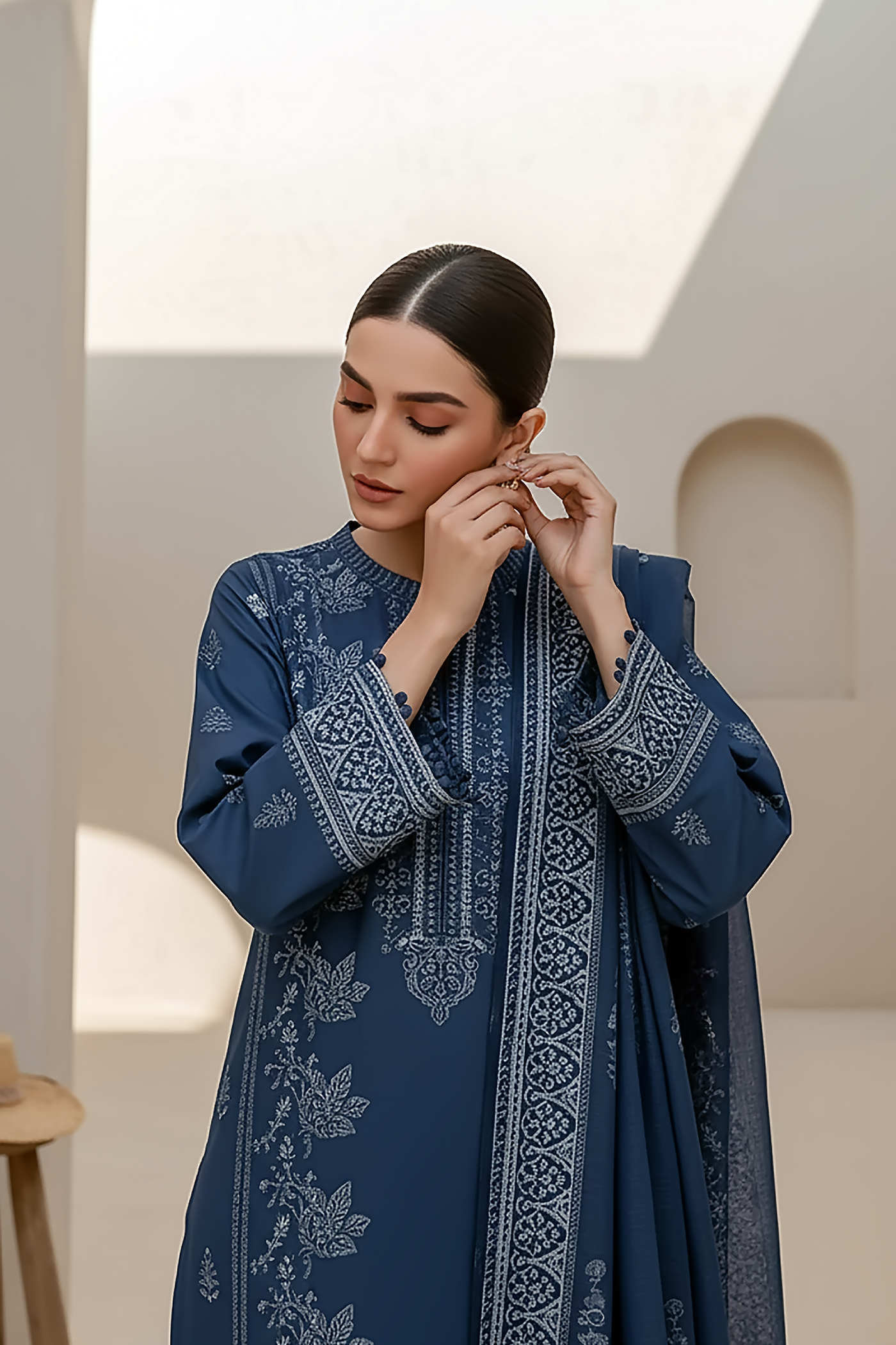 03 Piece Unstitched Pashmina Printed - Design 24